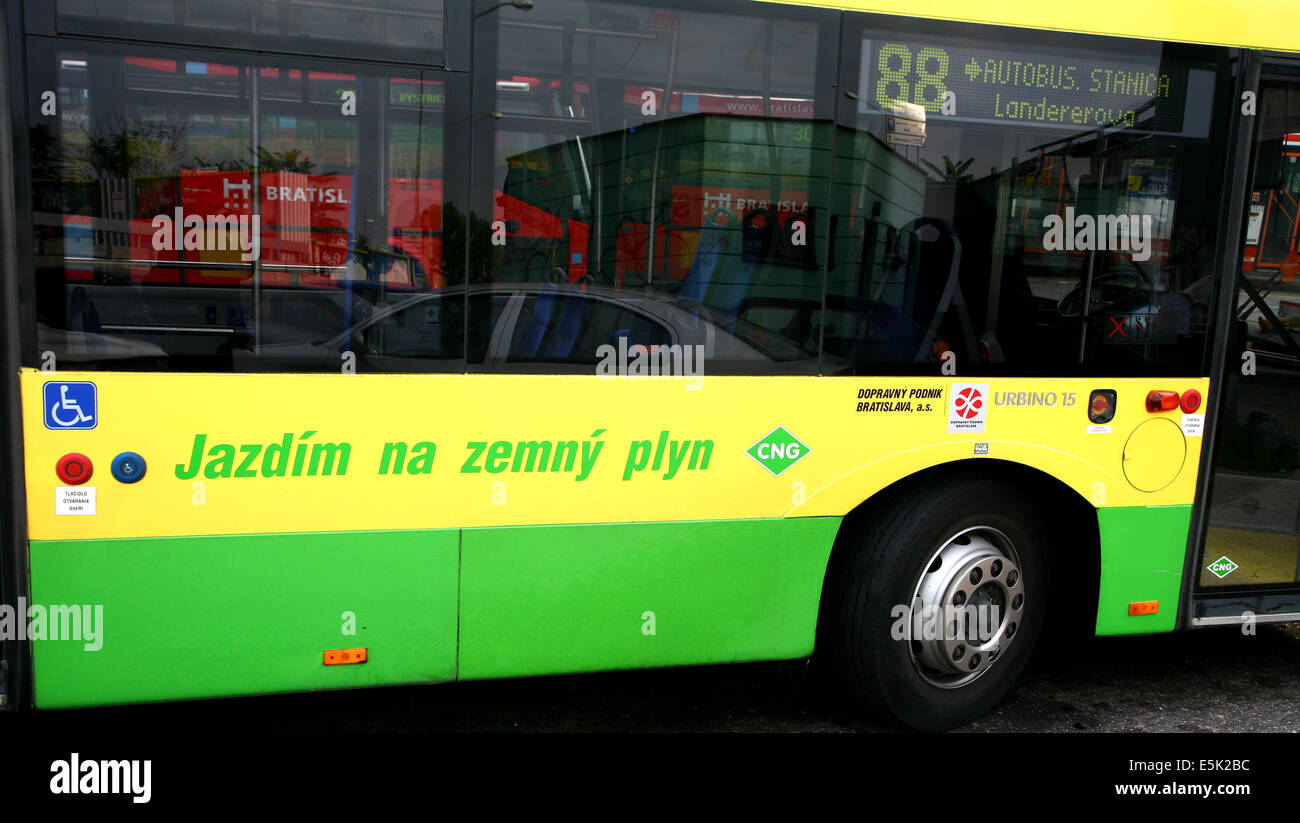 Erdgas-Bus in Bratislava Slowakei Stockfoto