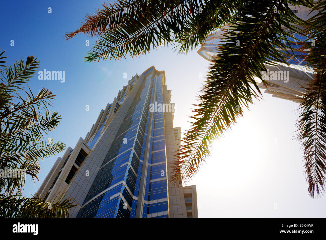 Der Blick auf zwei Towers Hotel JW Marriott Marquis Dubai, Vereinigte Arabische Emirate Stockfoto