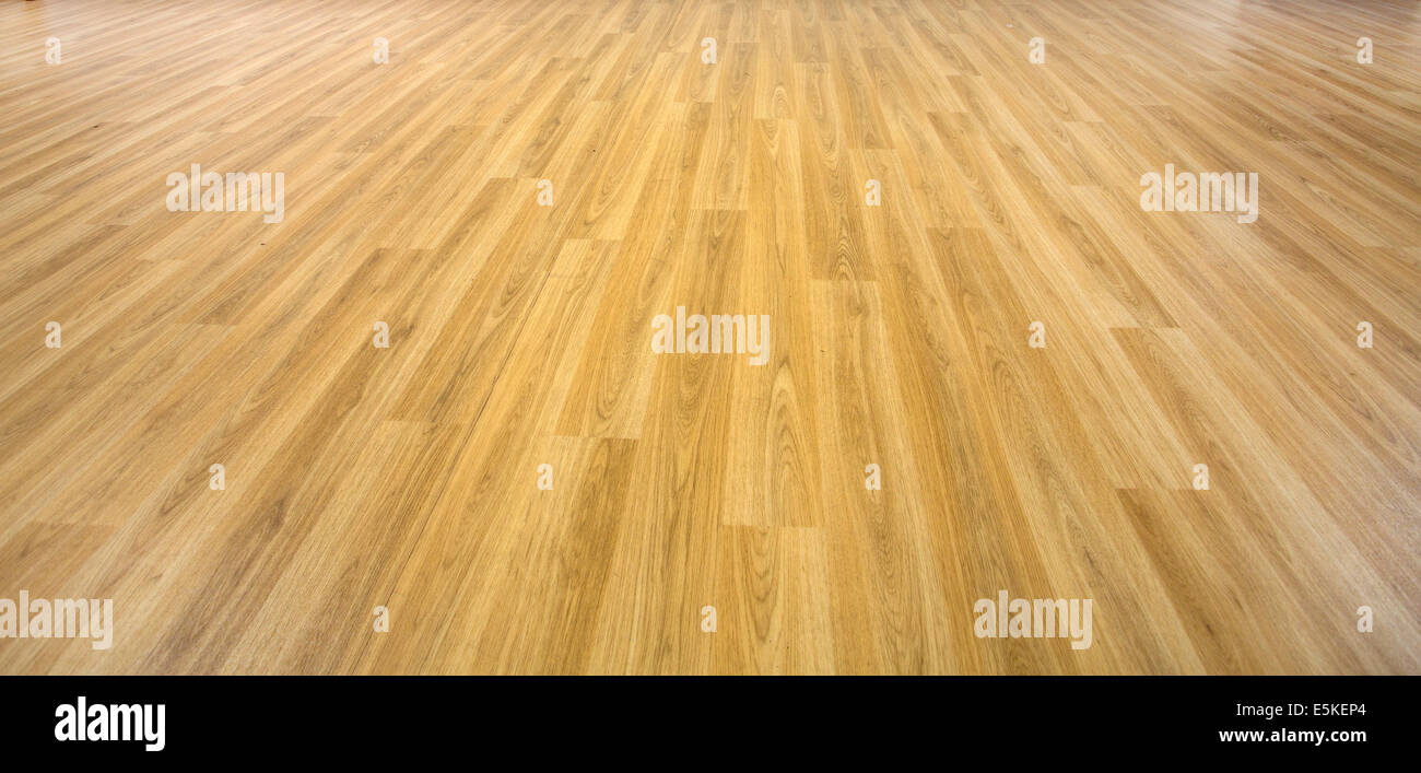 massiven Dielen Eiche Holz auf eine leere Holzboden Stockfoto