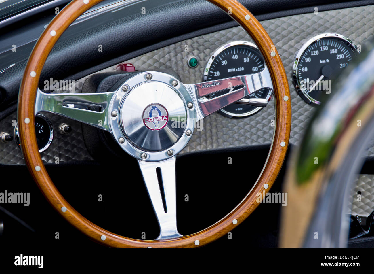 Lenkrad und Armaturenbrett ein Shelby Cobra 427. Stockfoto
