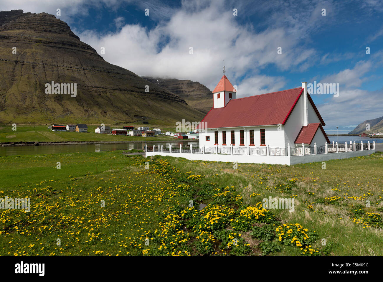 Kirche in Hvannasund, Viðoy, Färöer Inseln, Dänemark Stockfoto