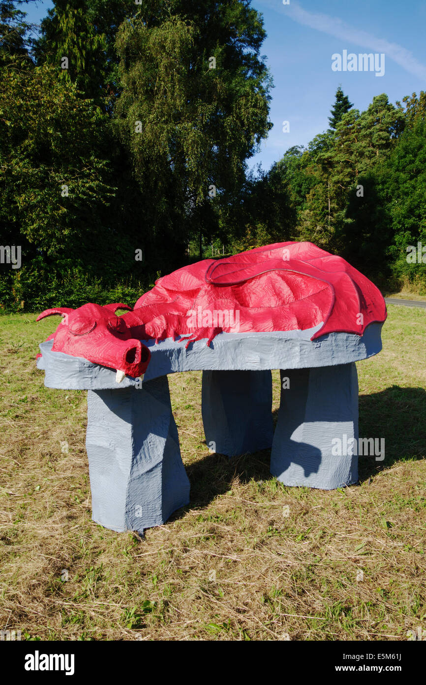 Eine temporäre Kriegerdenkmal für die walisische Toten des ersten Weltkriegs, der Schmied und Künstler Pete Smith von Presteigne, Powys, UK Stockfoto