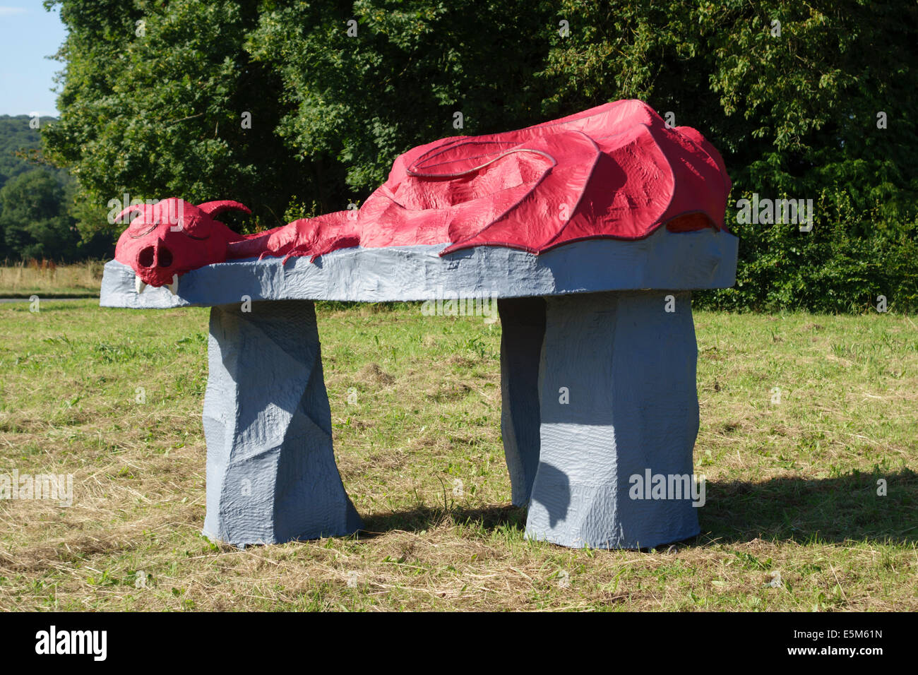 Eine temporäre Kriegerdenkmal für die walisische Toten des ersten Weltkriegs, der Schmied und Künstler Pete Smith von Presteigne, Powys, UK Stockfoto