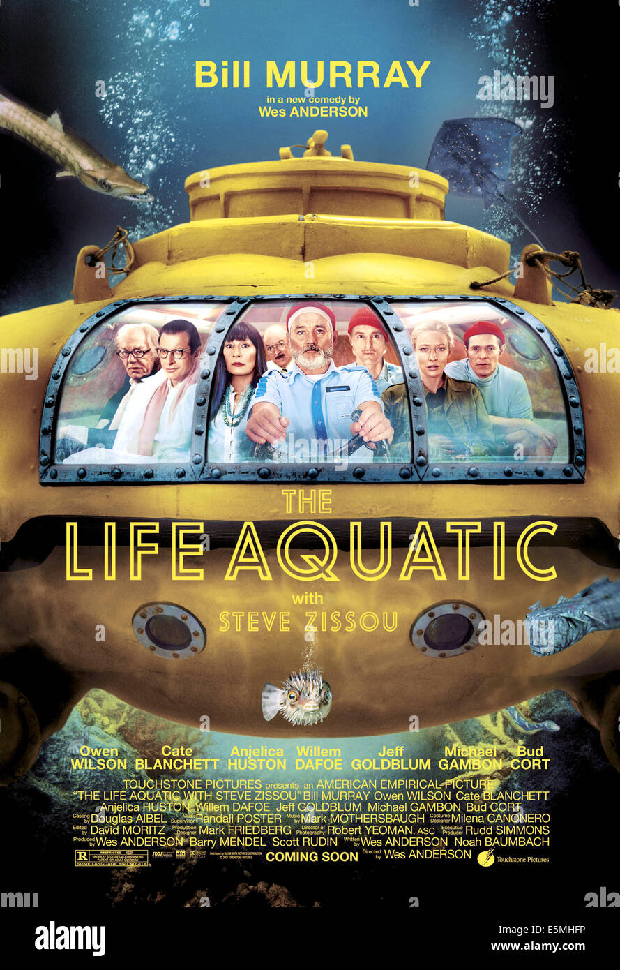 DAS Leben Wasser mit STEVE ZISSOU, Michael Gambon, Jeff Goldblum, Anjelica Huston, Bill Murray, Owen Wilson, Cate Blanchett, Stockfoto