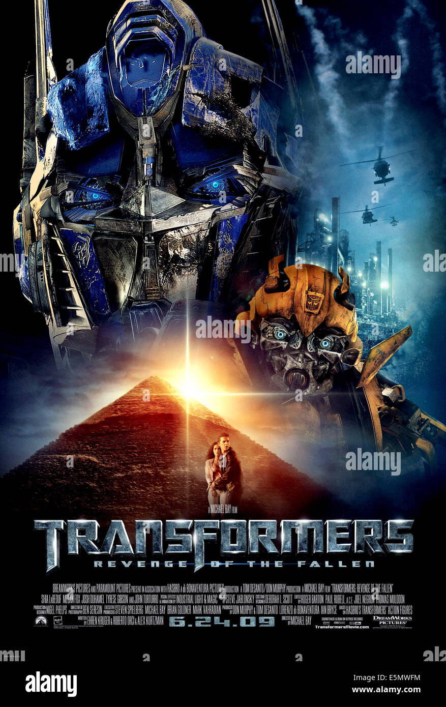 TRANSFORMERS: REVENGE OF THE FALLEN, oben von links: Optimus Prime, Bumblebee; unten von links: Megan Fox, Shia LaBeouf, 2009. Stockfoto