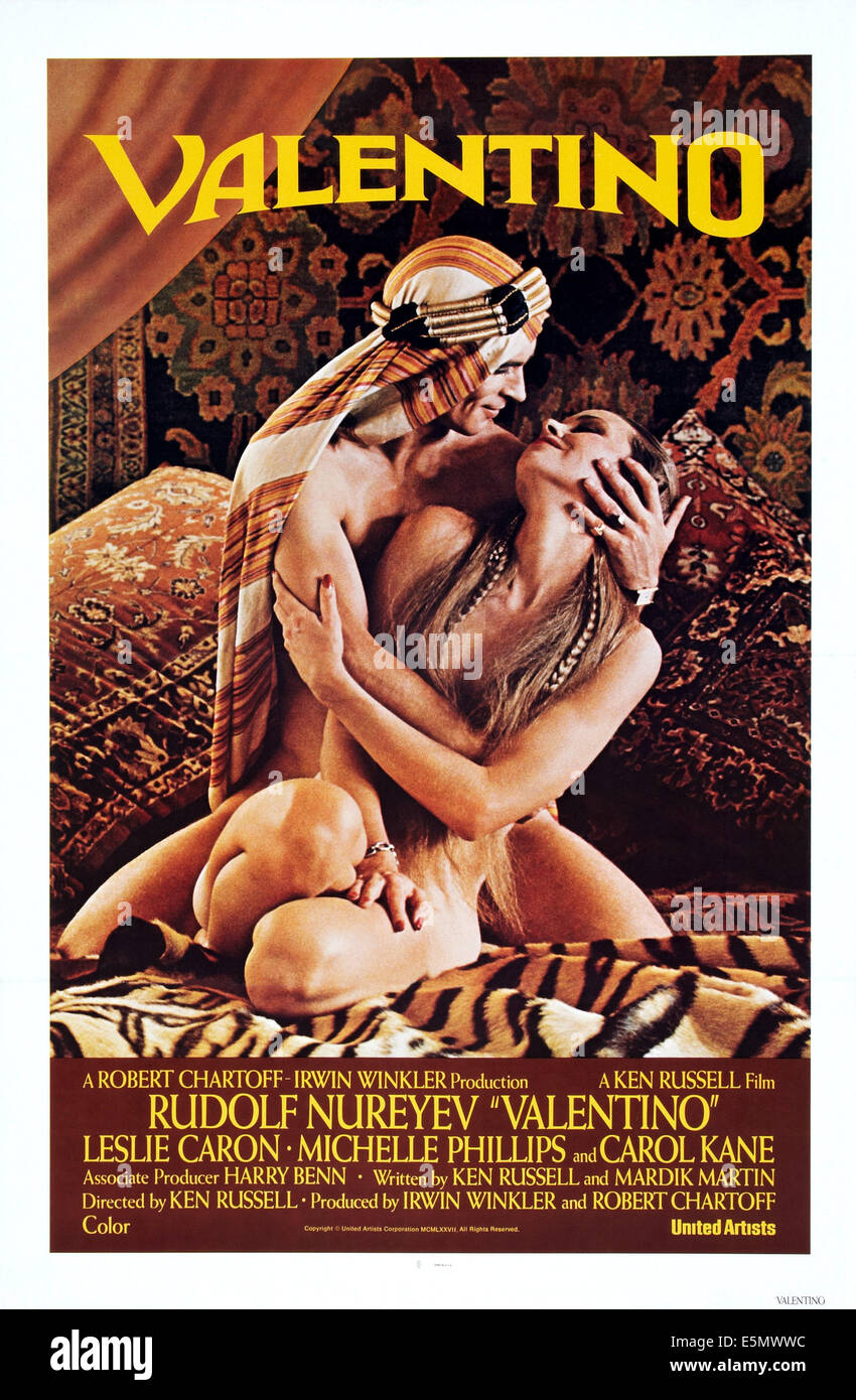 VALENTINO, Plakatkunst, Rudolf Nureyev (as Rudolph Valentino) Michelle Phillips, 1977. Stockfoto