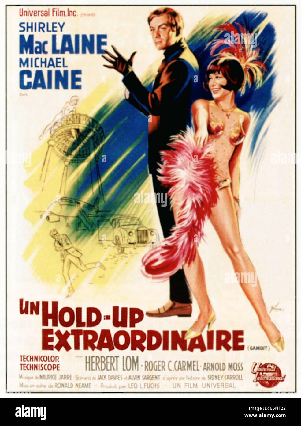 GAMBIT (aka UN HOLD-UP EXTRAORDINAIRE), von links: Michael Caine, Shirley MacLaine auf französische Plakatkunst, 1966. Stockfoto