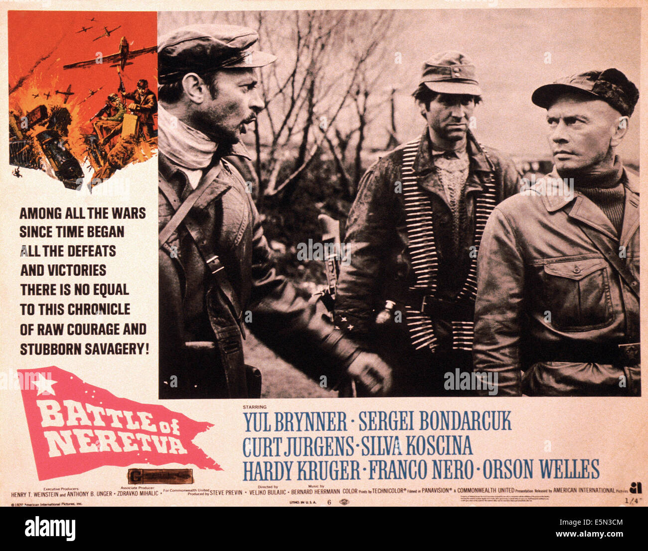 DIE Schlacht an der NERETVA, (aka BITKA NA NERETVI), Yul Brynner (rechts), 1969 Stockfoto