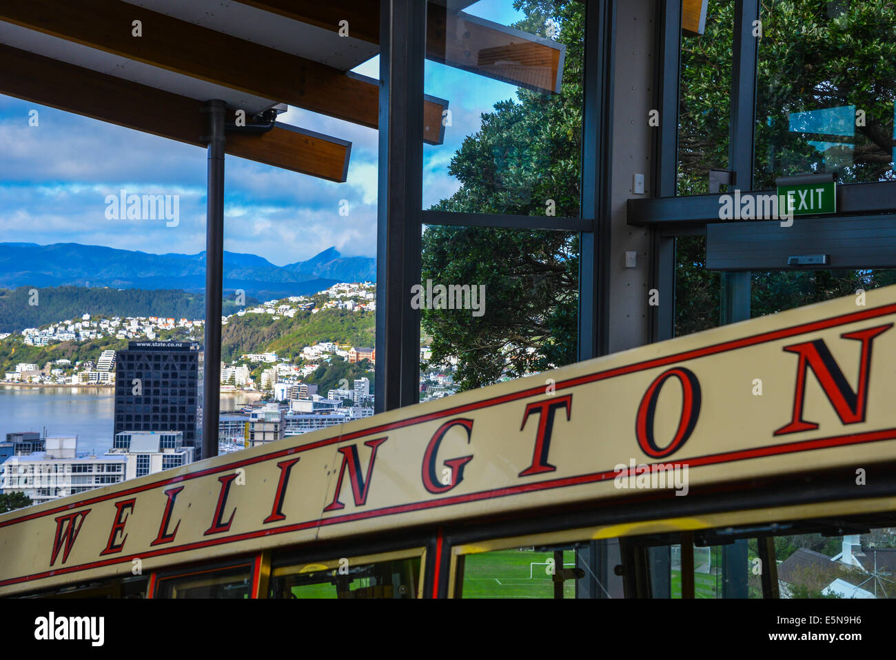 Die Wellington Cable Car ist eine Standseilbahn in Wellington, Neuseeland zwischen Lambton Quay und Kelburn Blick auf wellington Stockfoto