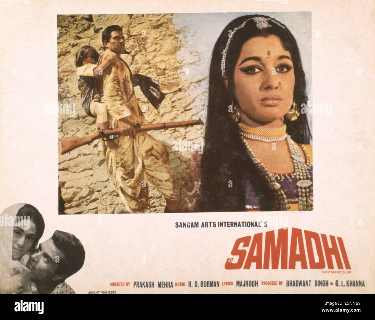 SAMADHI, US Lobbycard, Asha Parekh (rechts), 1972 Stockfoto