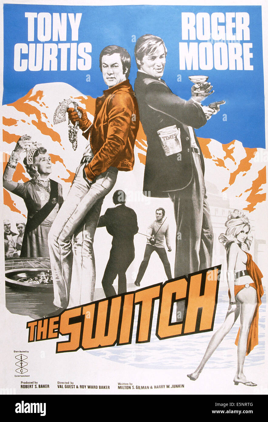 DER Schalter (Kompilation aus der TV-Serie THE PERSUADERS), britische Plakat, Rücken an Rücken von links: Tony Curtis, Roger Moore, Stockfoto