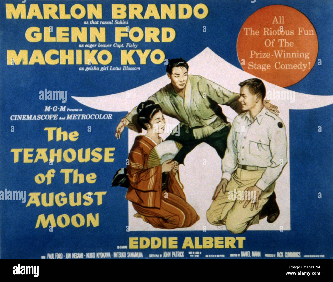 Das TEAHOUSE OF THE AUGUST MOON, Machiko Kyo, Marlon Brando, Glenn Ford, 1956 Stockfoto