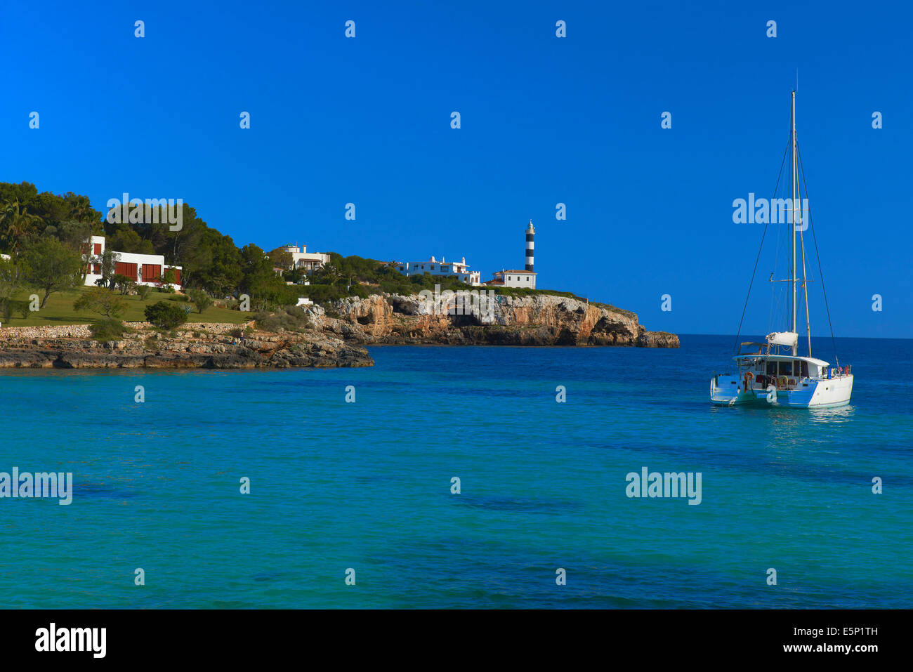 Mallorca, Porto Colom, Punta de Ses Crestes Leuchtturm, Felanitx, Palma ...