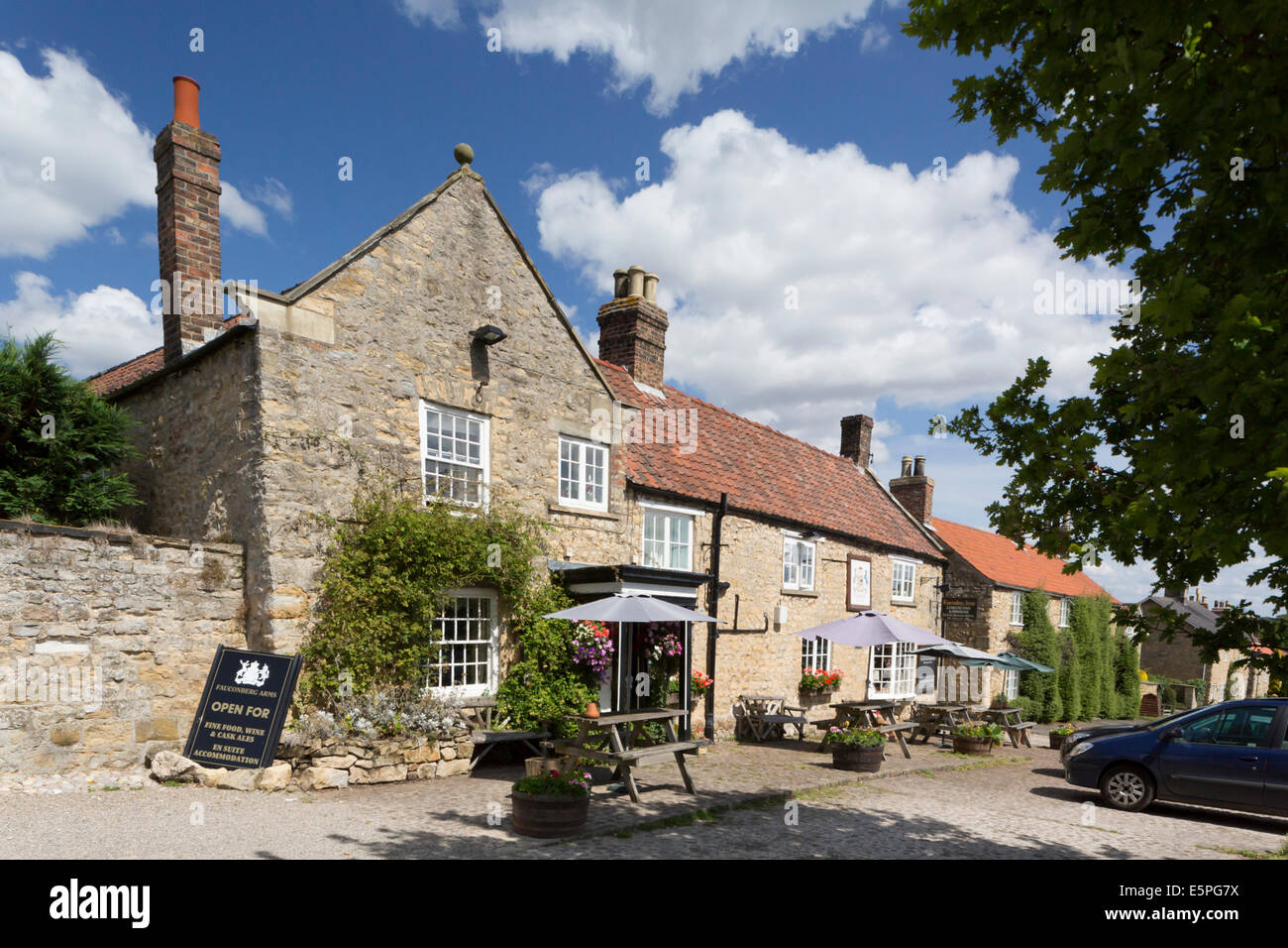 Fauconberb Arms Inn in Coxwold Dorf in North Yorkshire Stockfoto