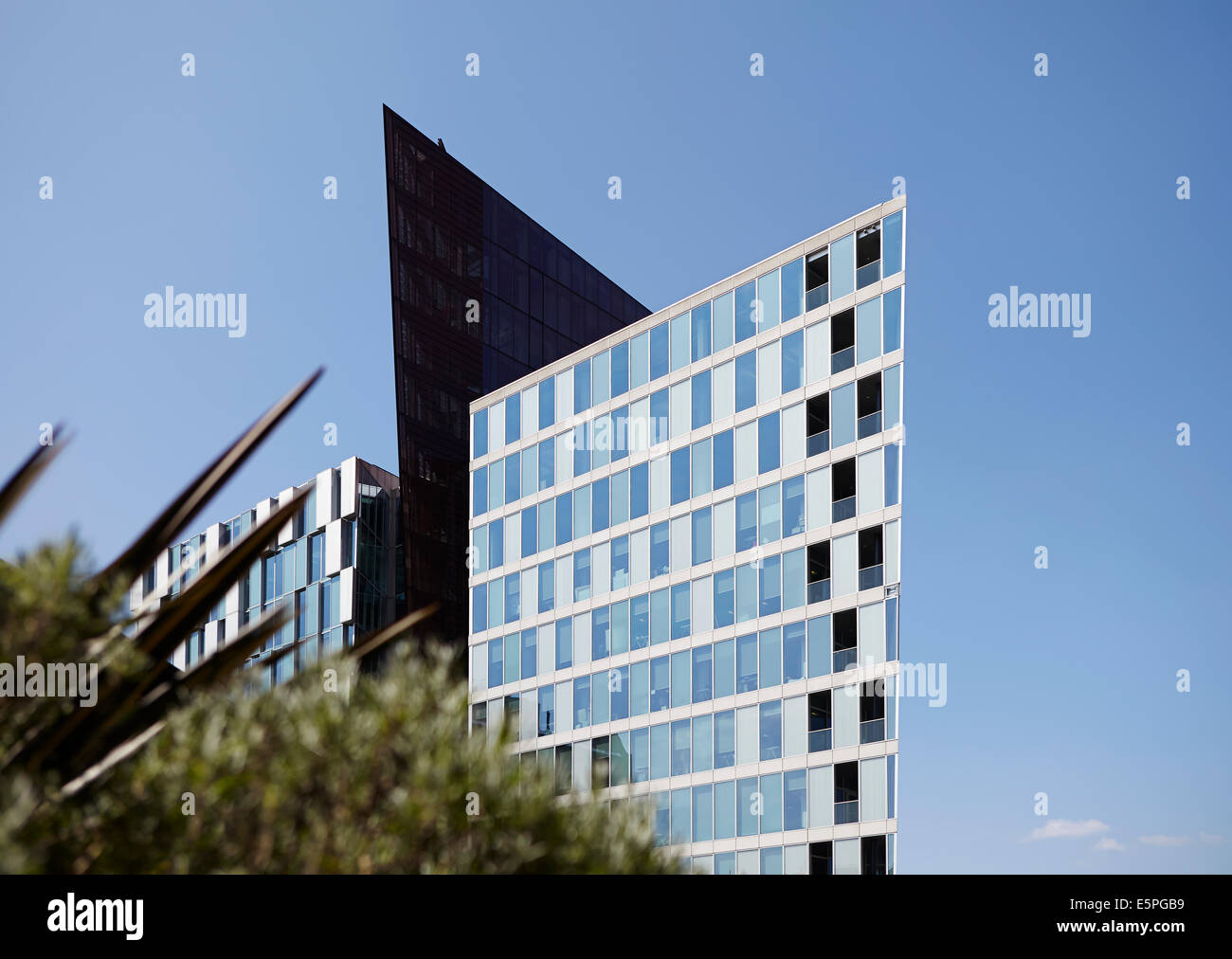 Blick auf die Carmine Gebäude, befindet sich im Neubaugebiet in West London Paddington Basin. VEREINIGTES KÖNIGREICH. Stockfoto