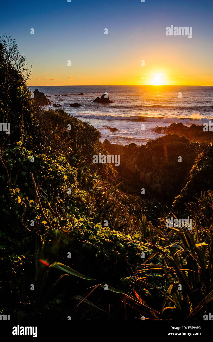 Sonnenuntergang am Cape Foulwind nahe Westport, West Coast, Südinsel, Neuseeland, Pazifik Stockfoto