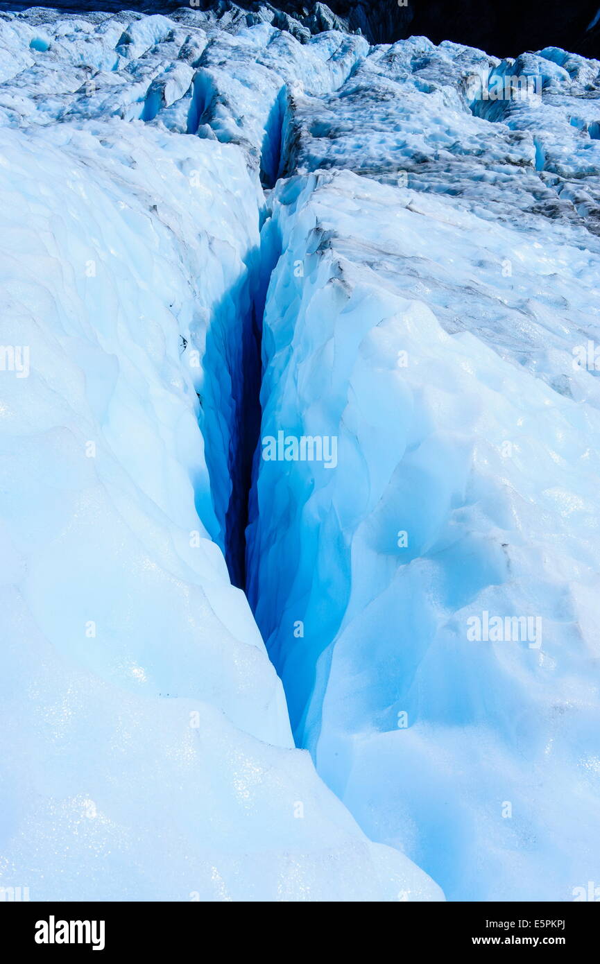 Riesige Risse im Eis der Fox-Gletscher, Westland Tai Poutini Nationalpark, Südinsel, Neuseeland, Pazifik Stockfoto