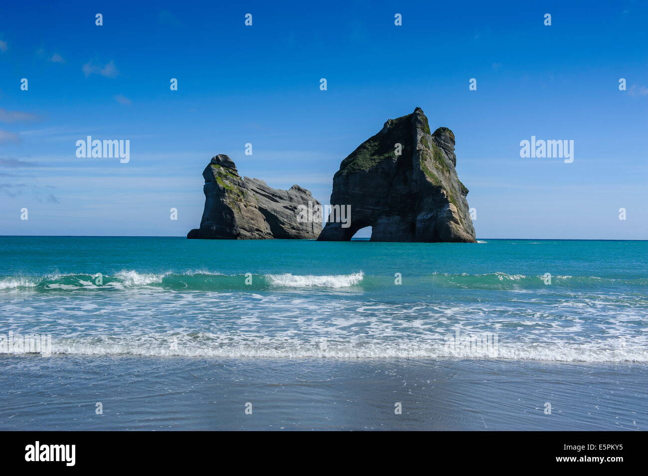 Torbogen Inseln, Wharariki Beach, Südinsel, Neuseeland, Pazifik Stockfoto