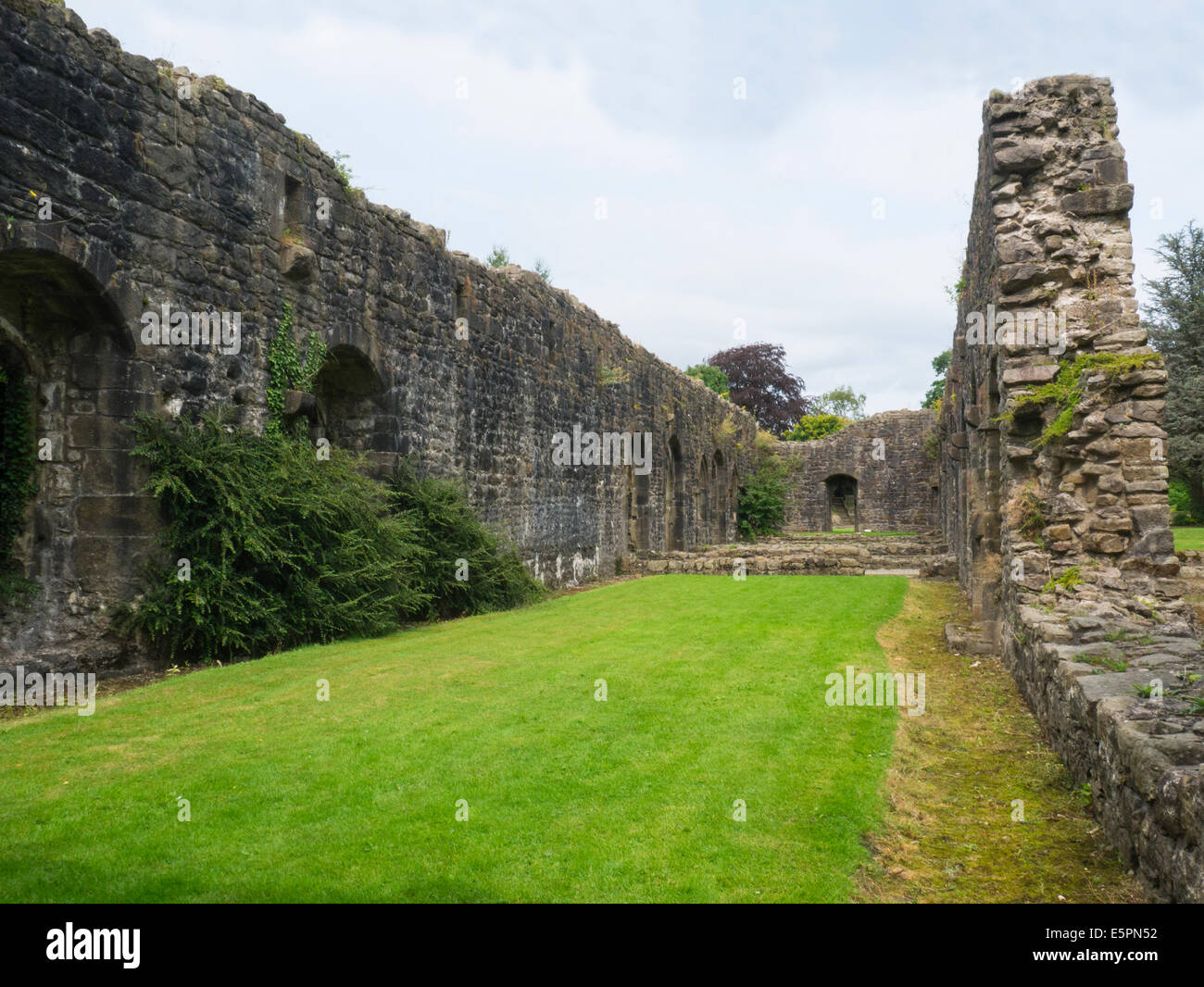 Ruinen von Mönchen Aufenthaltsraum Sakristei und südlichen Querschiff Whalley Zisterzienser Abtei Lancashire Stockfoto
