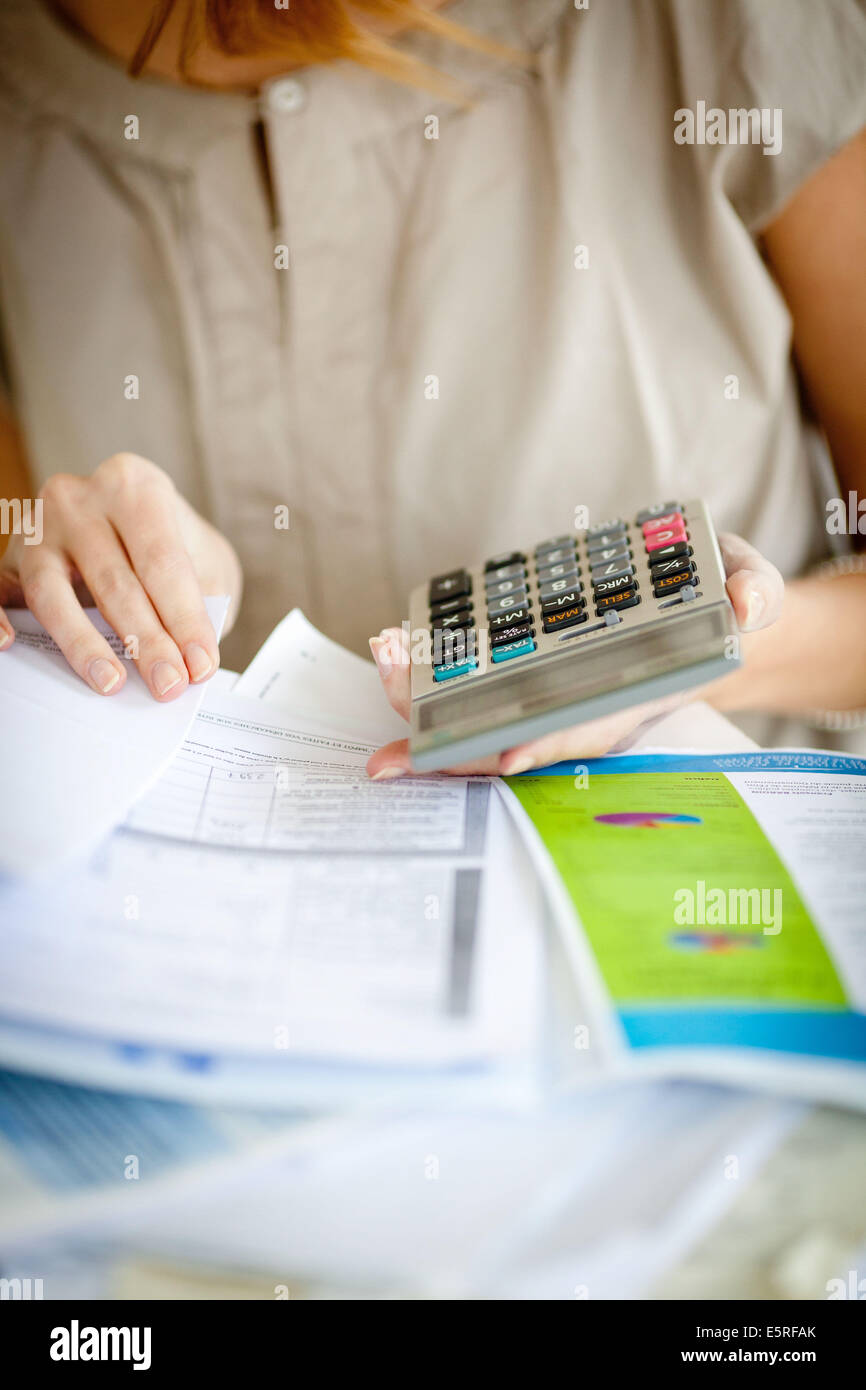 Frau mit administrativen arbeiten. Stockfoto