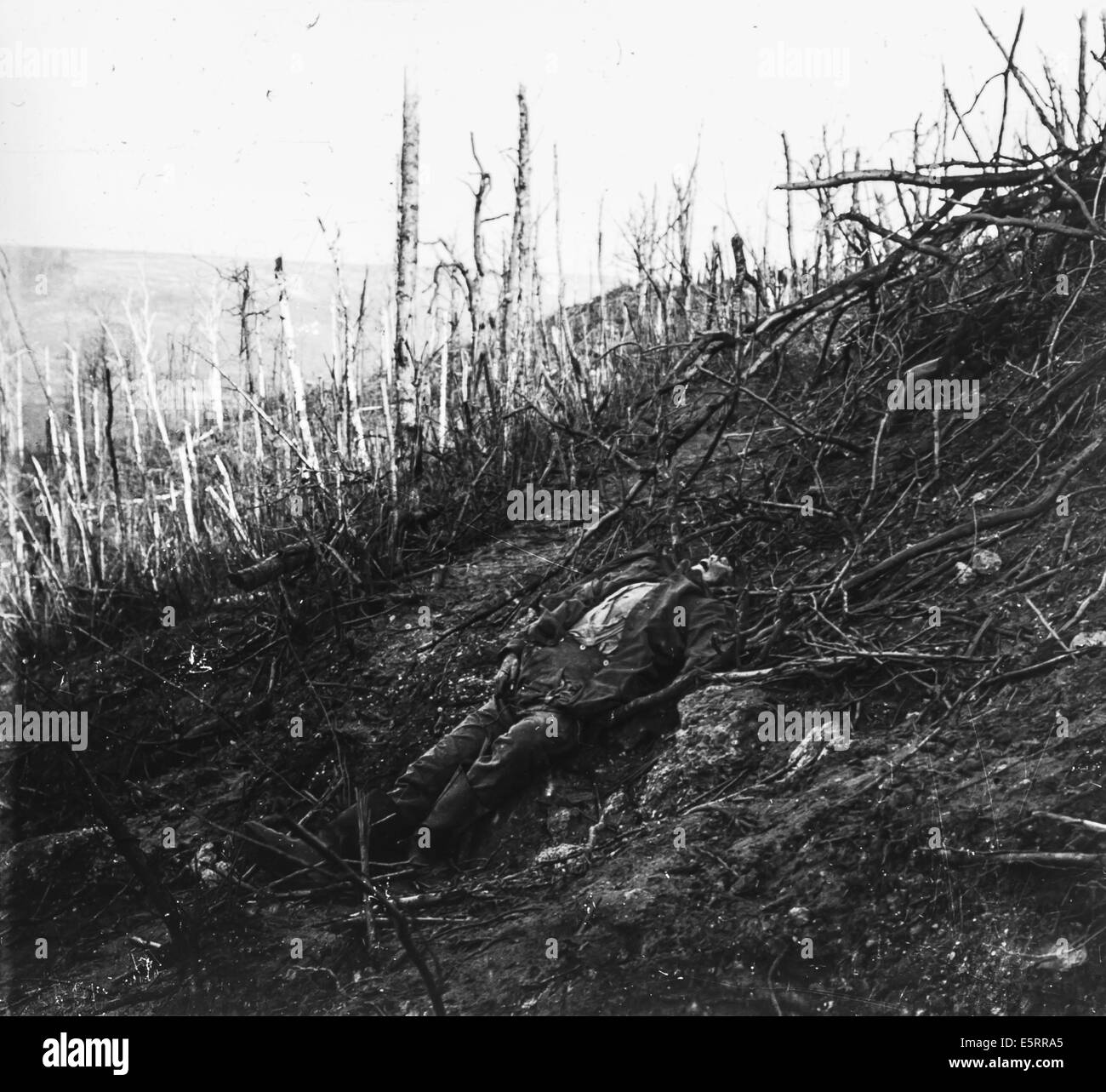 Toten Soldaten während der Schlacht des Chemin des Dames 1917 bei Allemant, Aisne, Frankreich. Stockfoto