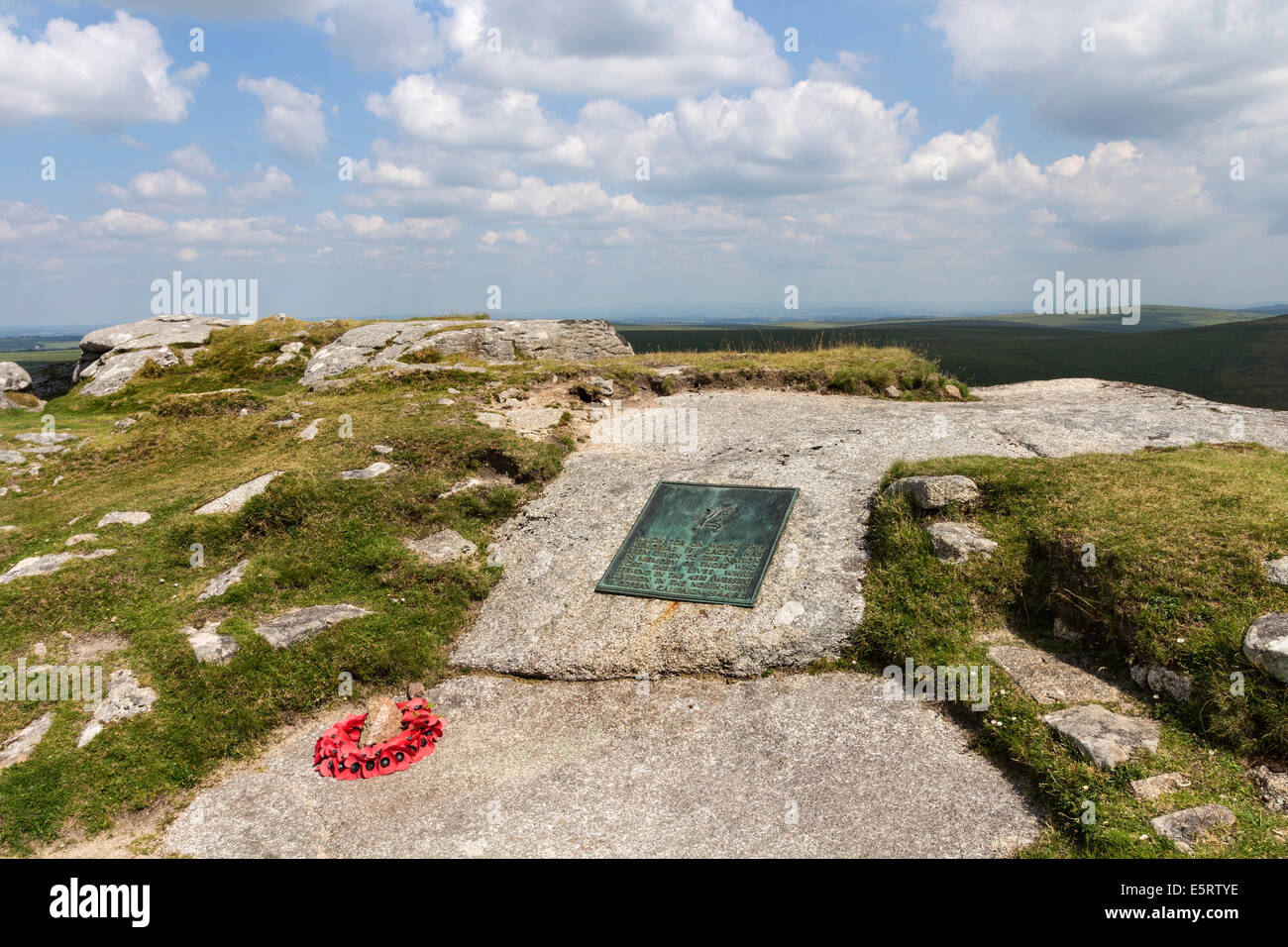 Gedenktafel auf dem Gipfel des groben Tor, Bodmin Moor, Cornwall, England UK Stockfoto