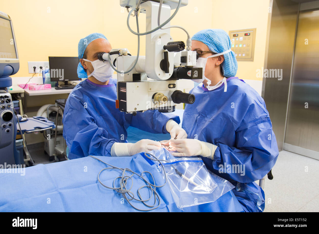 Glaukomchirurgie, SaintJosephHospital, Paris, Frankreich