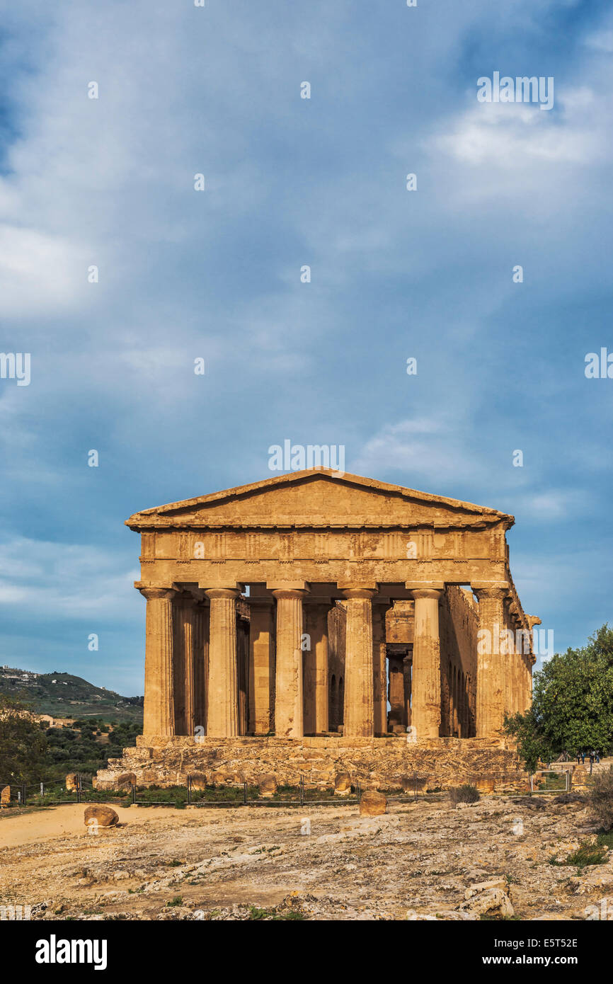 Der Tempel der Concordia entstand ca. 440 bis 430 v. Chr., Tal der Tempel, Valle dei Templi, Agrigento, Sizilien, Italien, Europa Stockfoto