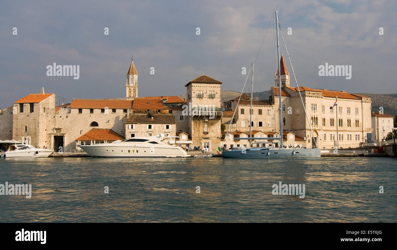 Blick auf die Altstadt von Trogir, Kroatien. Stockfoto