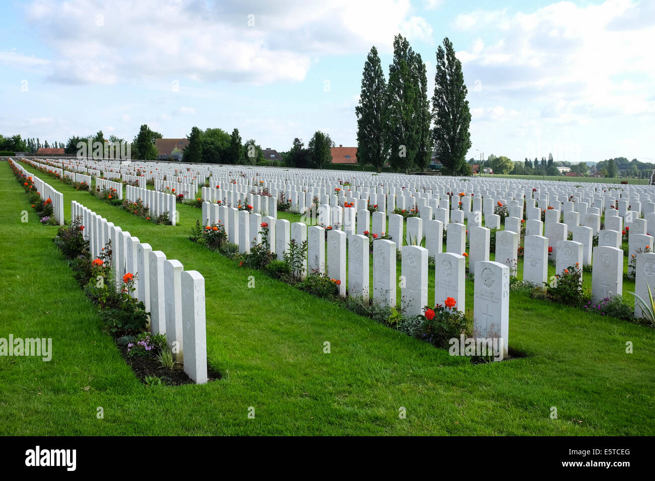 Tyne Cot Friedhof für die Toten des ersten Weltkrieges, Zonnebeke, Belgien Stockfoto