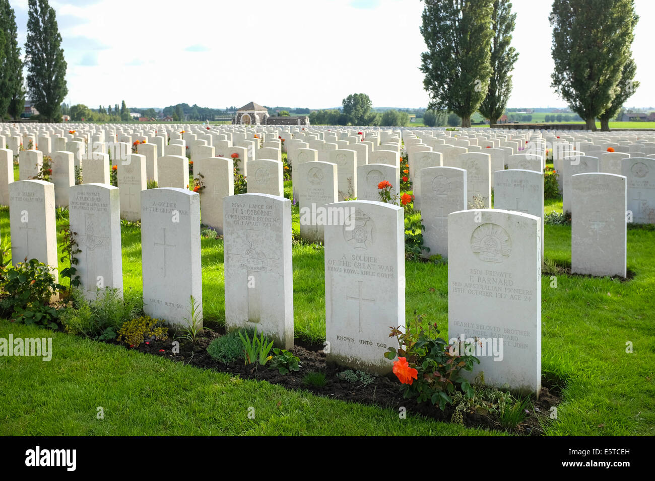 Tyne Cot Friedhof für die Toten des ersten Weltkrieges, Zonnebeke, Belgien Stockfoto