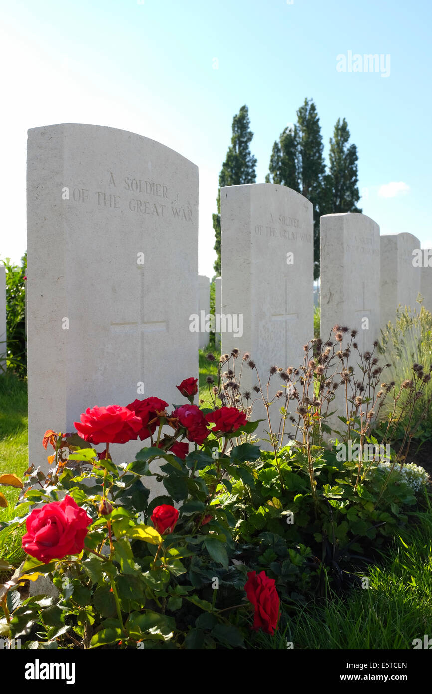 Tyne Cot Friedhof für die Toten des ersten Weltkrieges, Zonnebeke, Belgien Stockfoto