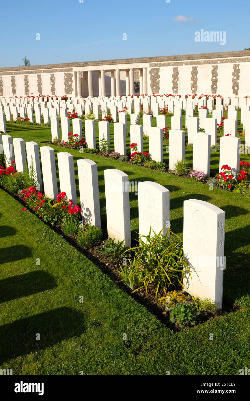 Tyne Cot Friedhof für die Toten des ersten Weltkrieges, Zonnebeke, Belgien Stockfoto