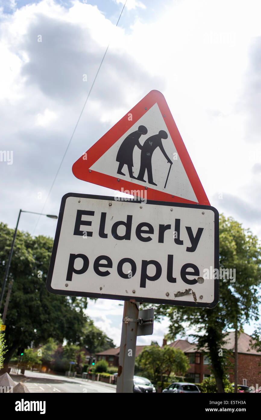 Ältere Menschen Road Traffic Sign Stockfoto