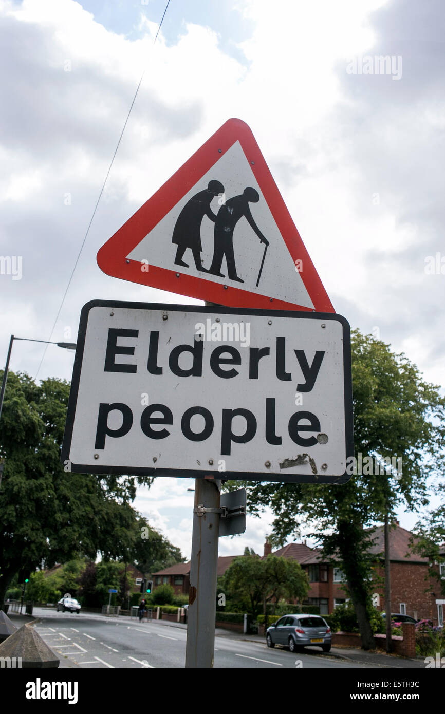 Ältere Menschen Road Traffic Sign Stockfoto