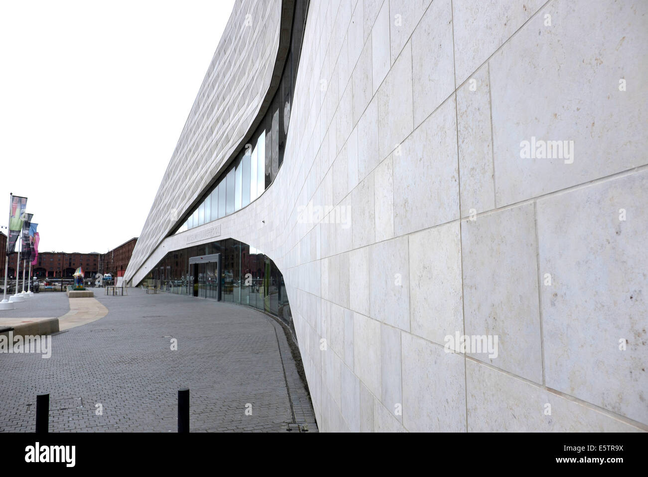 Moderne Architektur aus Stein Fluchtpunkt Abstand Stockfoto