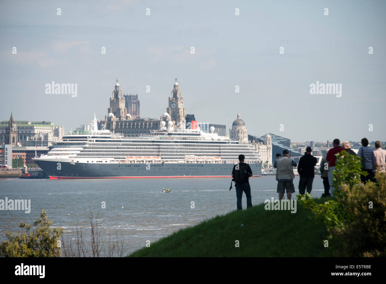 Cunard Schiff Queen Victoria River Mersey Liverpool UK England Großbritannien Stockfoto