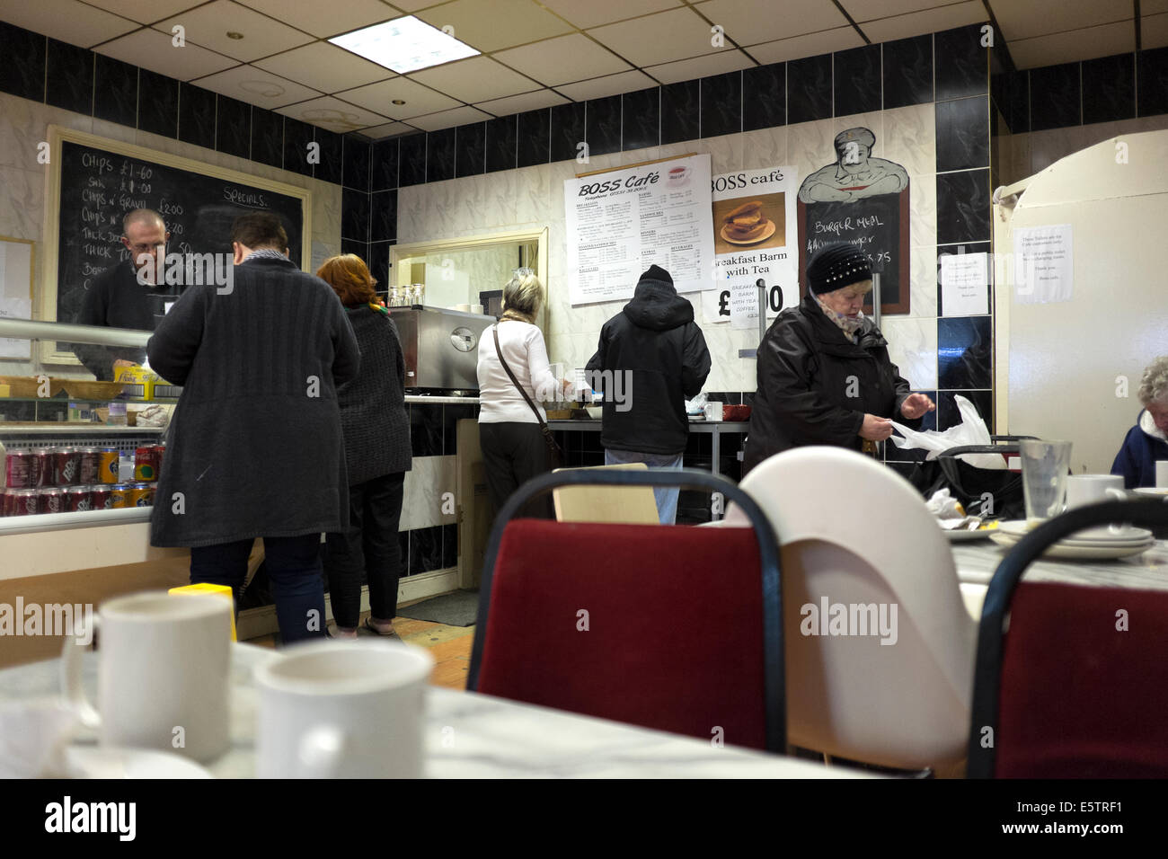 Kunden in Greasy Spoon Cafe Café Frühstückstee Stockfoto
