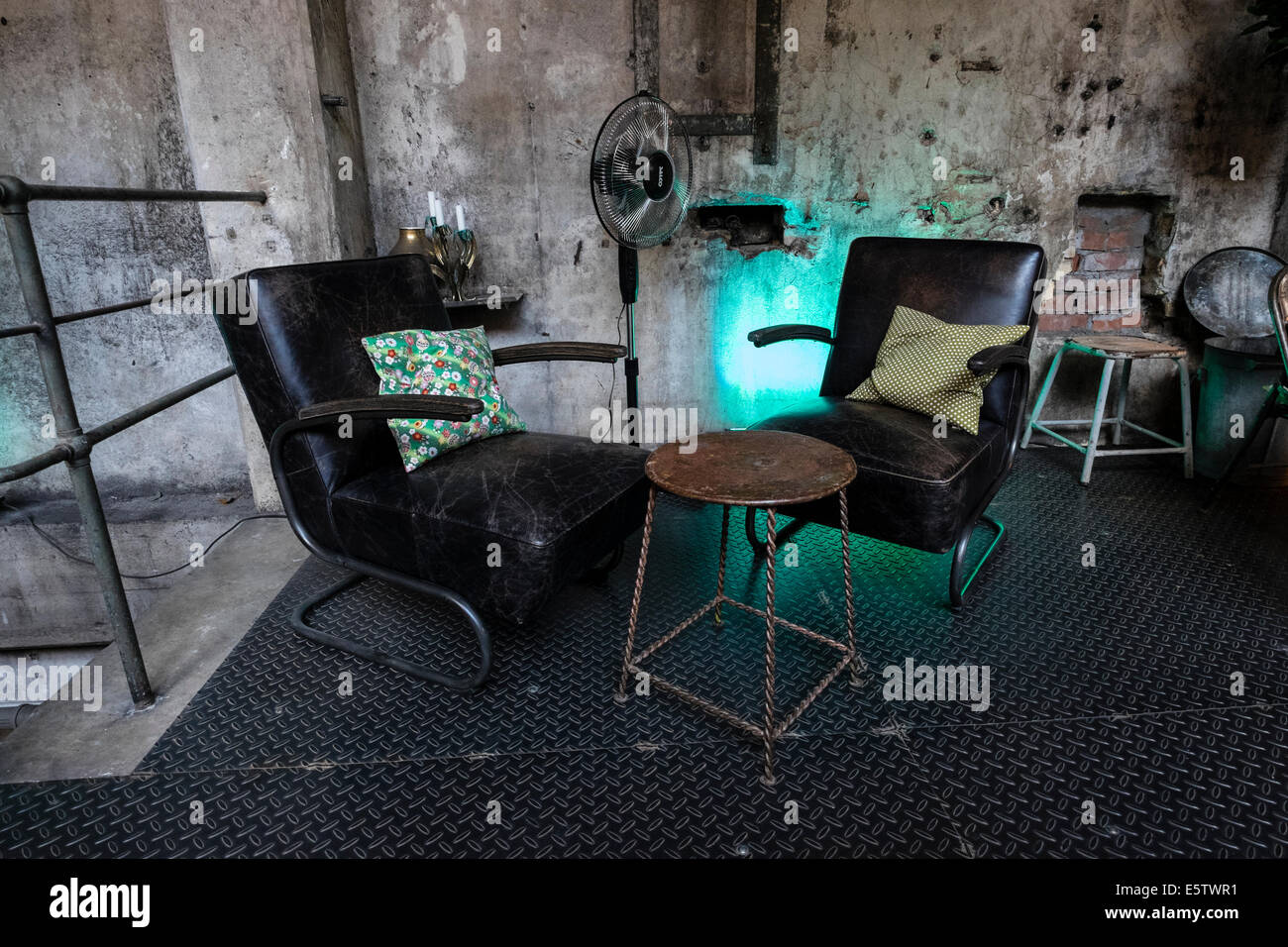 Ehemalige Brauereigebäude jetzt renoviert als Kultur- und Kunst Veranstaltungsort am Botzow in Prenzlauer Berg Berlin Deutschland Stockfoto