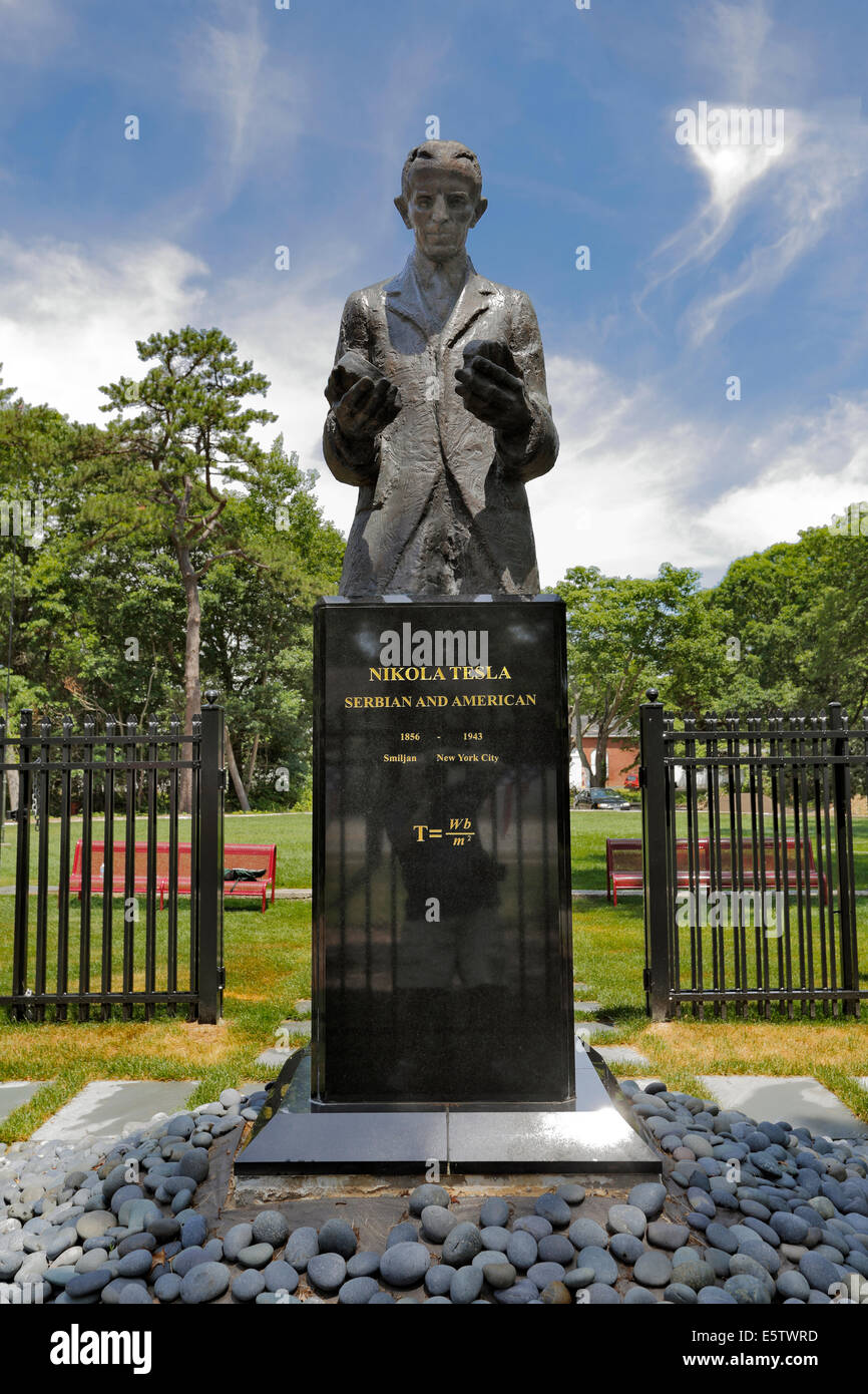Nikola Tesla Denkmal an seinem Wardenclyffe Forschungslabor Rock Point Long Island New York Stockfoto