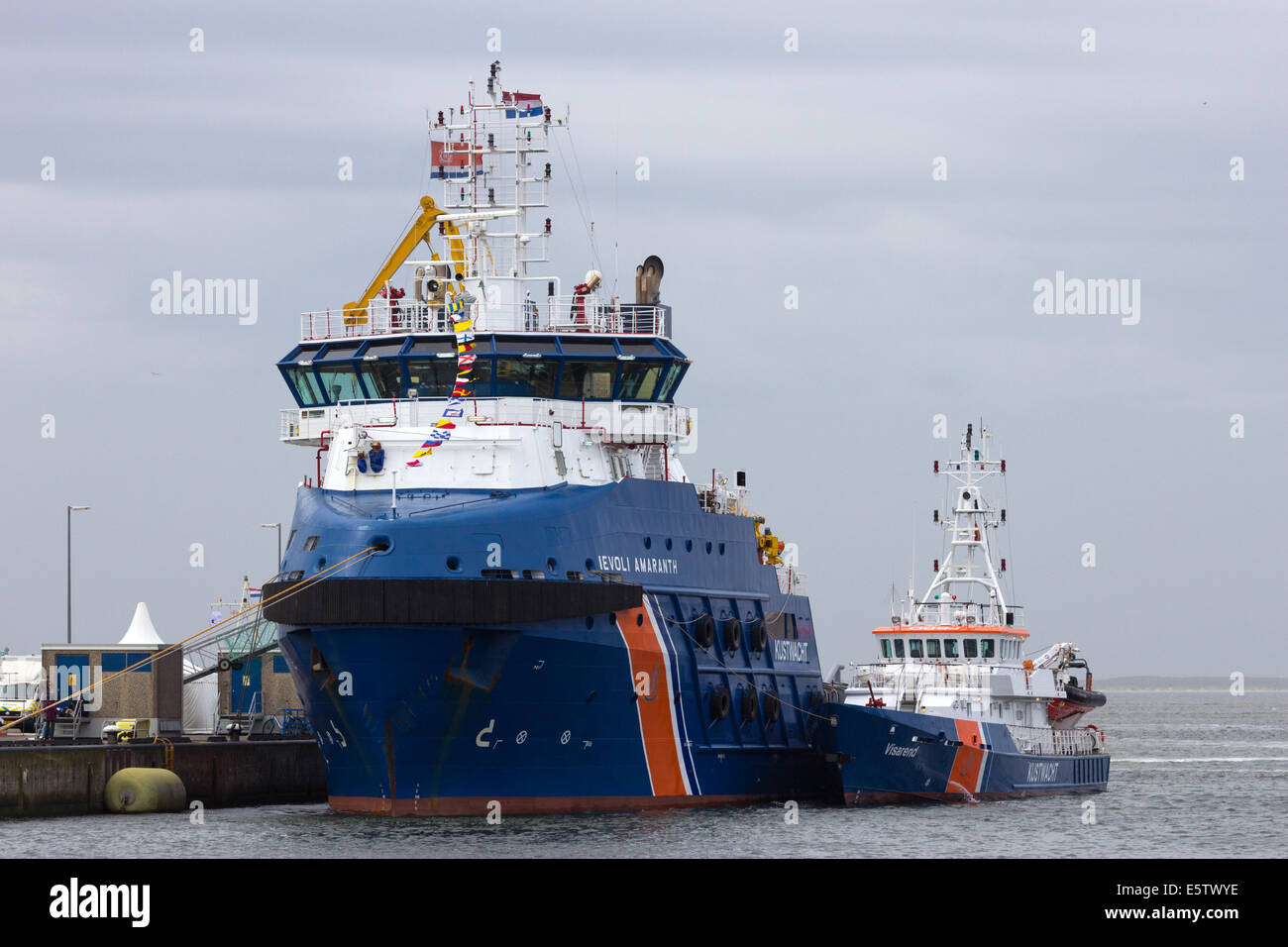 DEN HELDER, Niederlande - 23.Juni: Niederländische Küstenwache Boote während der niederländischen Marine-Tage am 23. Juni 2013 in Den Helder, The Net Stockfoto