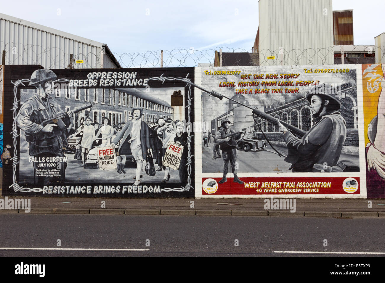 Politische Wandmalerei in Belfast, Nordirland. Falls Road ist bekannt für seine politischen Wandmalereien. Stockfoto