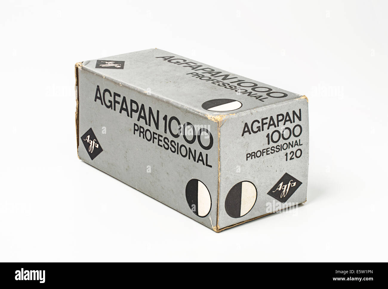 Eine geschachtelte Rolle von 120 Agfapan 1000 - high-Speed-1000 ASA Film datiert 1970 Stockfoto