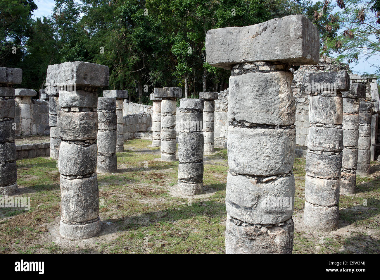 Plaza der Tausend Säulen Chichen Itza Yucatan Mexiko Stockfoto