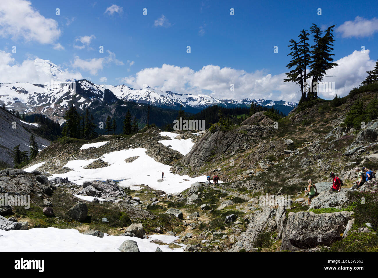 Kette-Seenweg. Mt. Baker-Snoqualmie National Forest, Washington, Vereinigte Staaten. Stockfoto