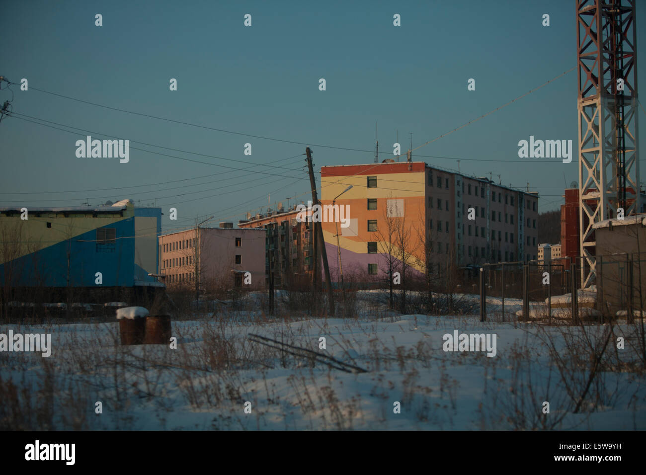 bunte Stadt Schnee verlassene Geisterstadt Russland Stockfoto