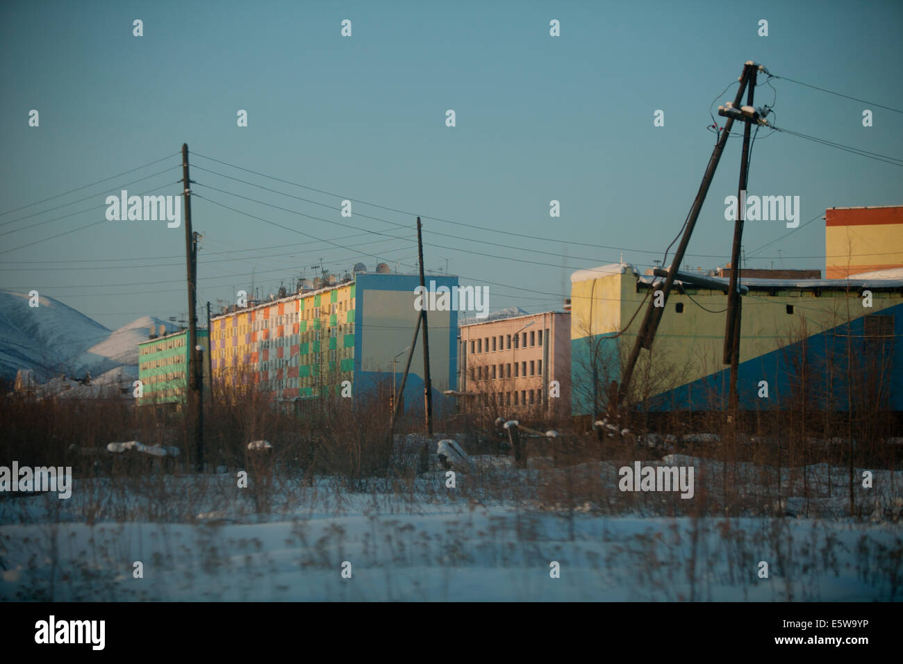 bunte Stadt Schnee verlassene Geisterstadt Russland Stockfoto