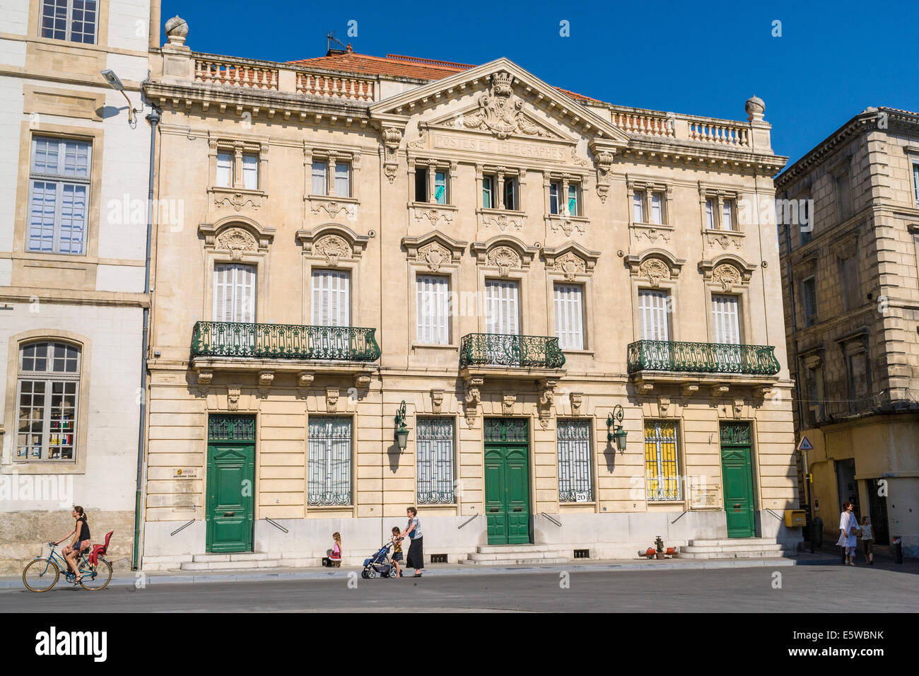 Postamt Postes et Télégraphes Büro, Place De La République, Arles, France. JMH6272 Stockfoto