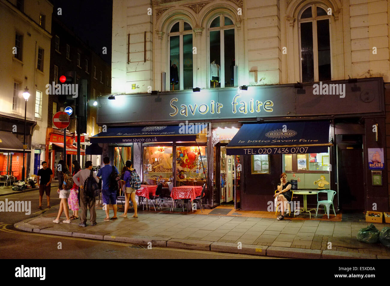 Savoir Faire französisches Restaurant in London Stockfoto