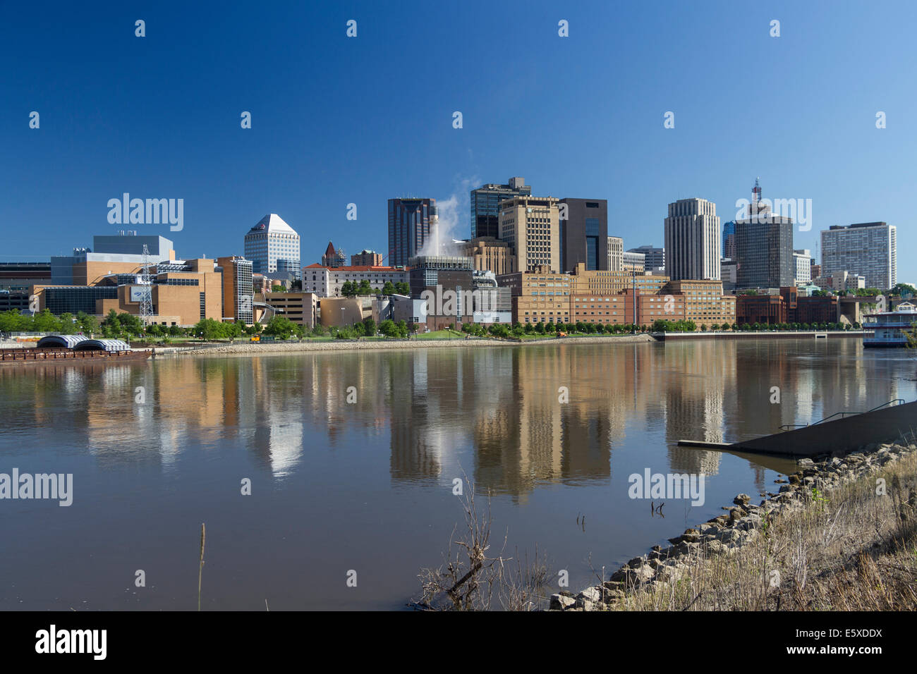 Die Innenstadt von St. Paul und Mississippi River, St. Paul, Minnesota, USA. Stockfoto